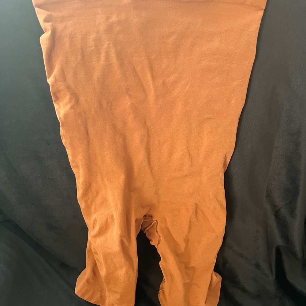 SKIMS Women Shapewear Sculpting Contour Shorts OBO